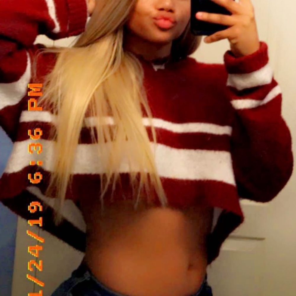 maroon wool crop top